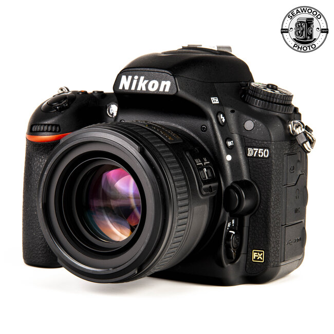 Nikon D750 FX 24.3mp w/Nikkor 50mm f/1.4G Low Shutter Count EXCELLENT