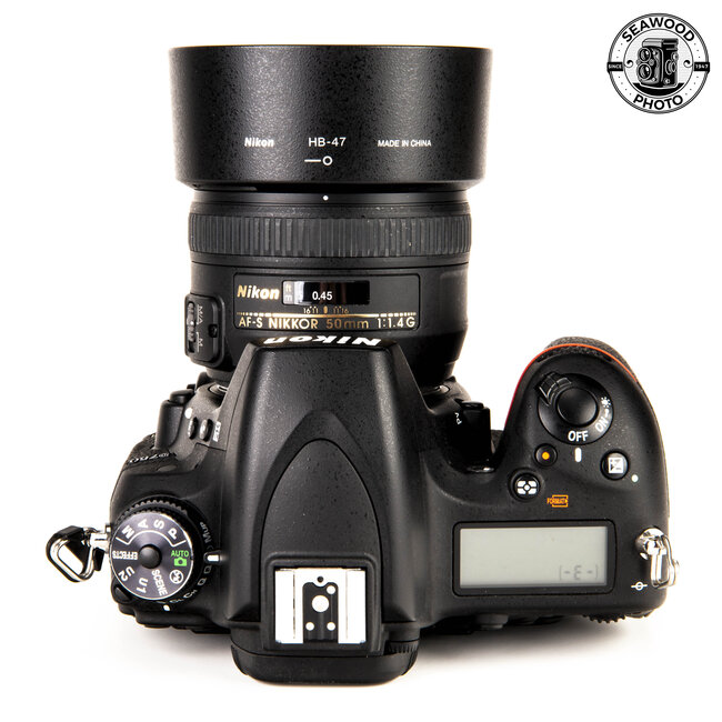 Nikon D750 FX 24.3mp w/Nikkor 50mm f/1.4G Low Shutter Count EXCELLENT