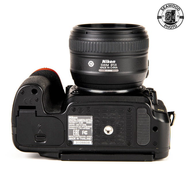 Nikon D750 FX 24.3mp w/Nikkor 50mm f/1.4G Low Shutter Count EXCELLENT