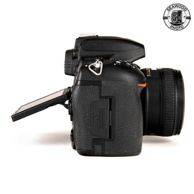 Nikon D750 FX 24.3mp w/Nikkor 50mm f/1.4G Low Shutter Count EXCELLENT