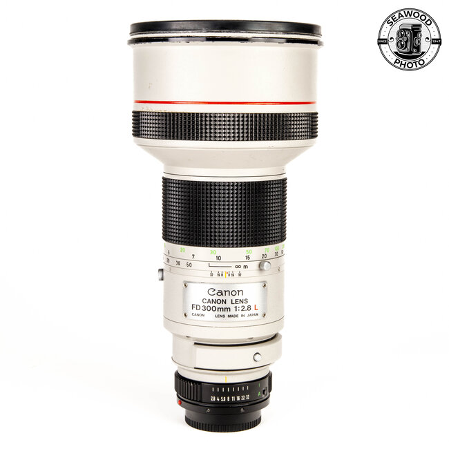 Canon FD 300mm f2.8 L w/Case GOOD