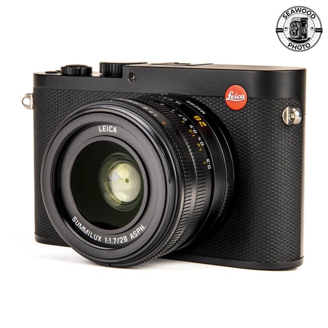 Leica Q Typ 116 w/ Accessories EXCELLENT