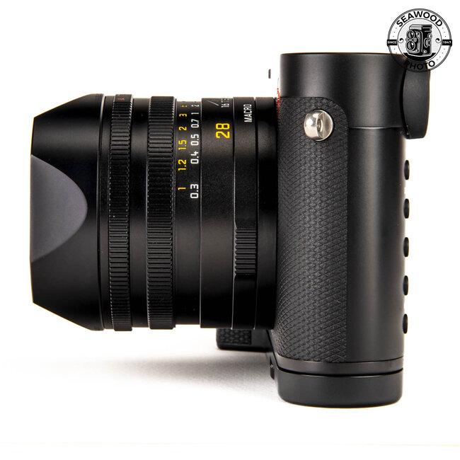 Leica Q Typ 116 w/ Accessories EXCELLENT