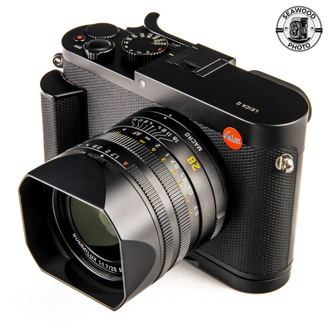 Leica Q Typ 116 w/ Accessories EXCELLENT