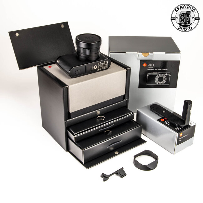 Leica Q Typ 116 w/ Accessories EXCELLENT