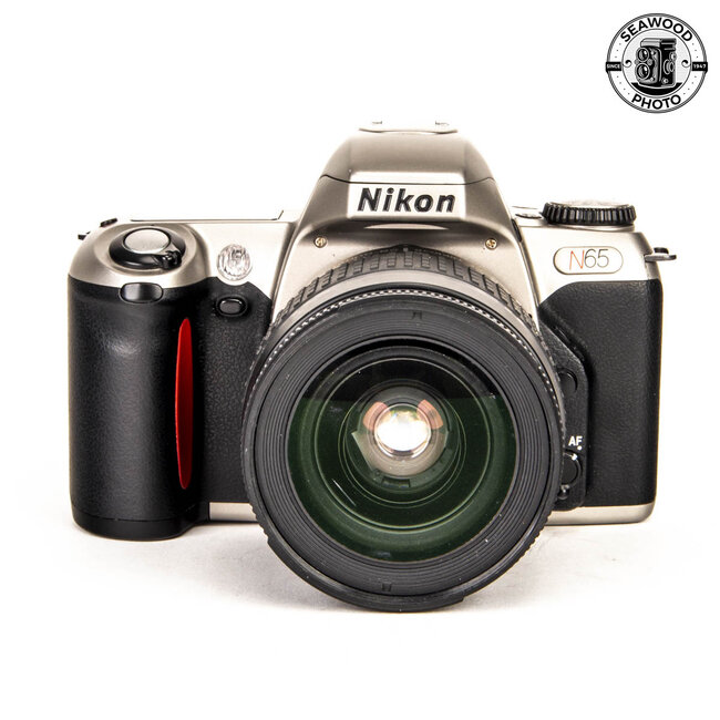 Nikon N65 w/ AF Nikkor 28-80mm f/3.3-5.6G GOOD+