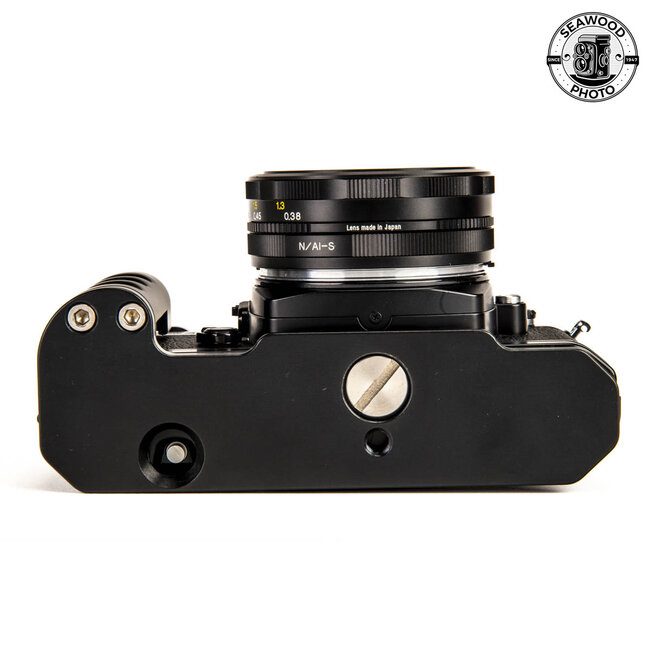 Nikon FM3A w/ Voigtlander Ultron 40mm f/2 SL EXCELLENT