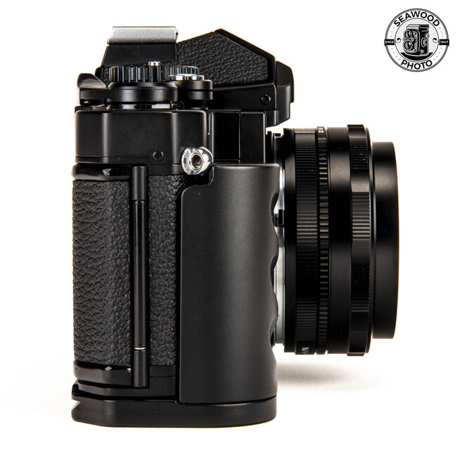 Nikon FM3A w/ Voigtlander Ultron 40mm f/2 SL EXCELLENT