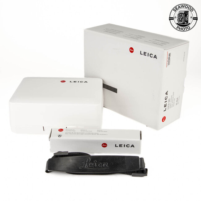 Leica M6 Black 0.72 10404 Like New