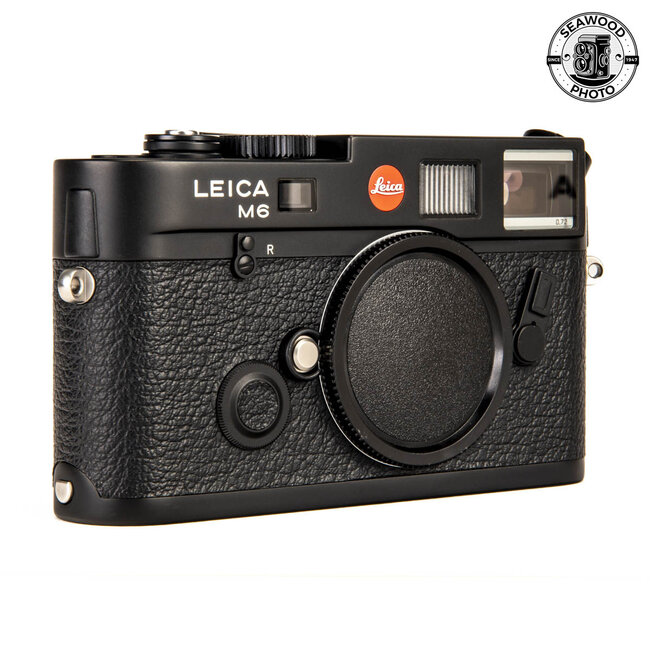 Leica M6 TTL Black 0.72 10433 Like New