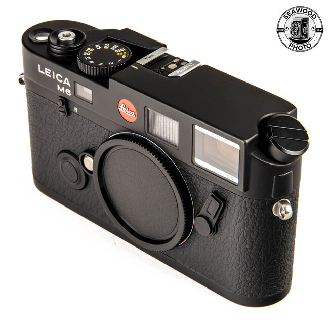 Leica M6 TTL Black 0.72 10433 Like New