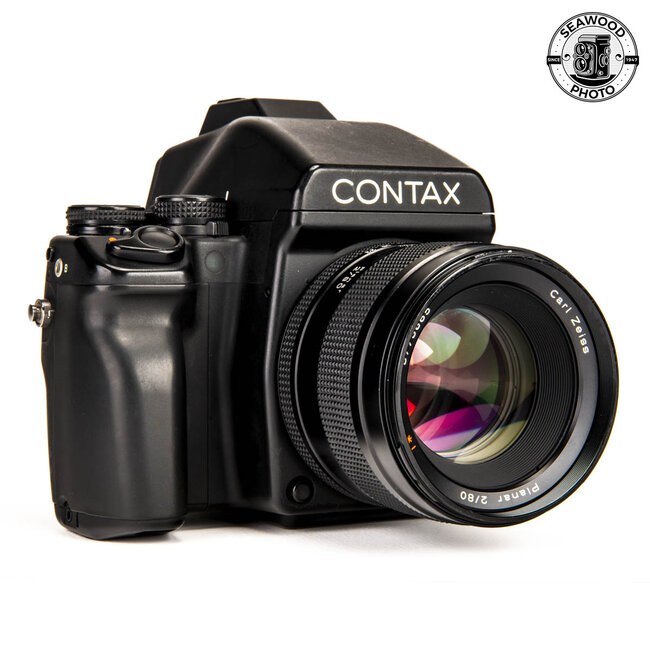 Contax 645 w/80mm f2 Planar and AE Prism GOOD