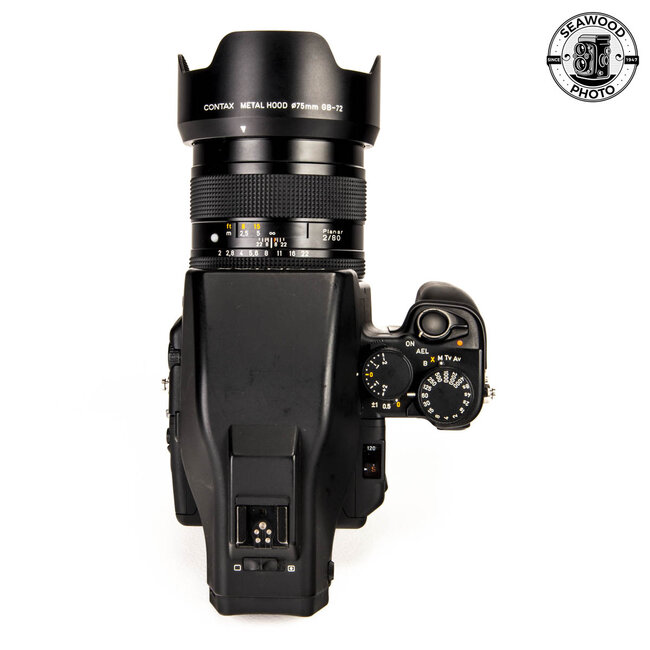 Contax 645 w/80mm f2 Planar and AE Prism GOOD