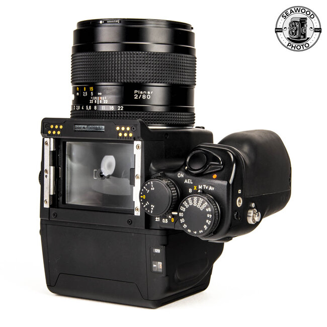 Contax 645 w/80mm f2 Planar and AE Prism GOOD