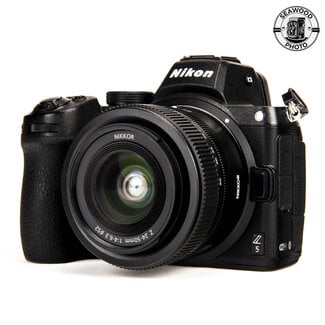 Nikon Nikon Z5 24.3MP FX w/ Z 24-50mm f/4-6.3 EXCELLENT