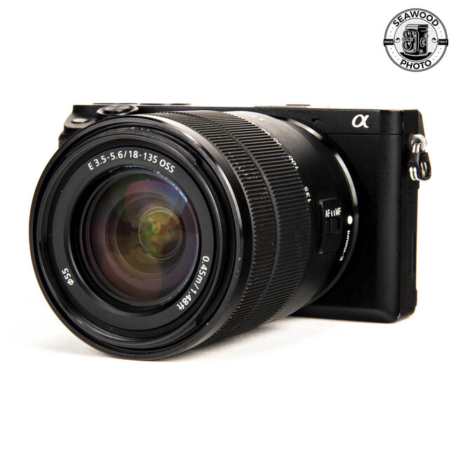 Sony a6300 24.2MP w/ 18-135mm f/3.5-5.6 GOOD-