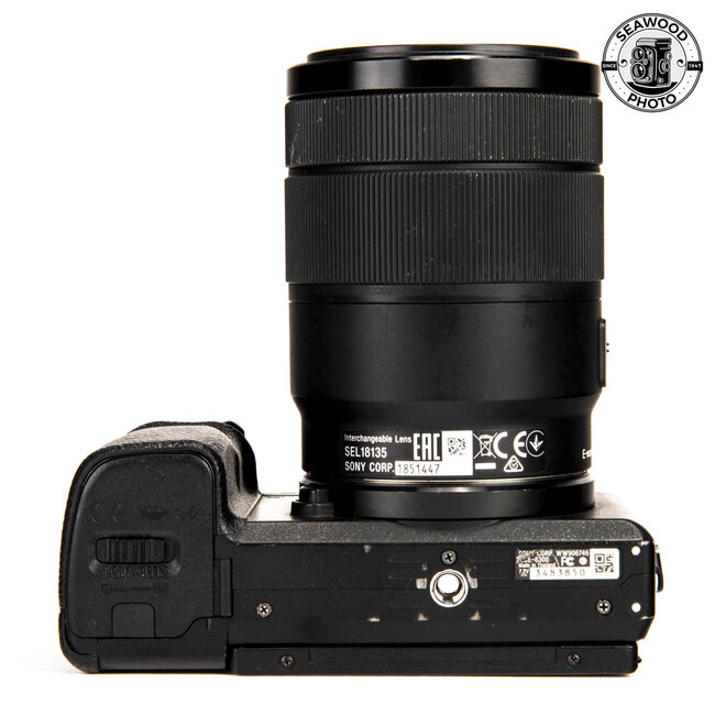 Sony a6300 24.2MP w/ 18-135mm f/3.5-5.6 GOOD-