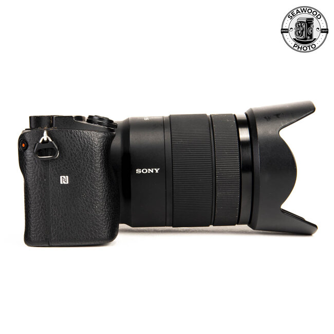 Sony a6300 24.2MP w/ 18-135mm f/3.5-5.6 GOOD-