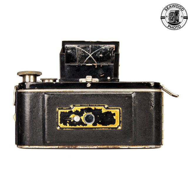 Exakta A  Early 127 Camera with Mystery Lens READ