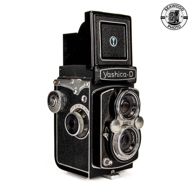 Yashica-D  Medium Format TLR w/80mm f/3.5 Yashicor GOOD+