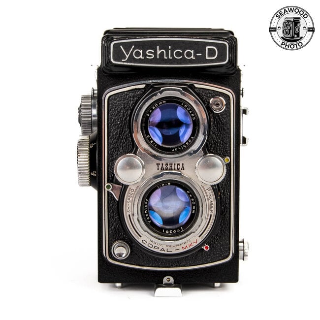 Yashica-D  Medium Format TLR w/80mm f/3.5 Yashicor GOOD+
