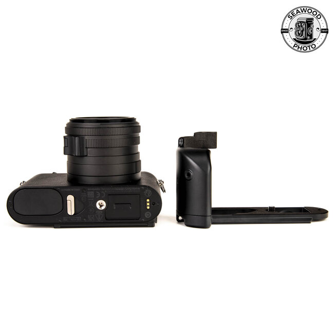Leica Q3 Monochrom w/Helium HE3 Grip EXCELLENT