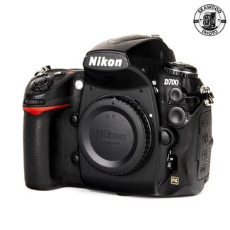 Nikon Nikon D700 12.1MP FX Body Only GOOD