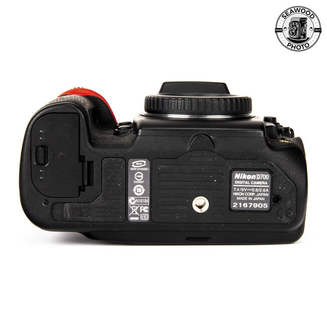 Nikon D700 12.1MP FX Body Only GOOD