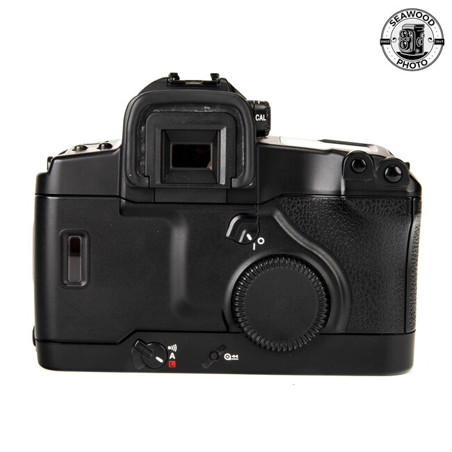 Canon EOS 3 BODY ONLY LIKE NEW