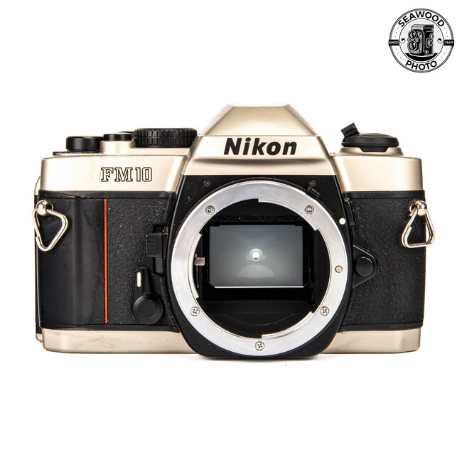 Nikon FM10 35mm SLR Body Only FOR PARTS