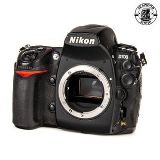 Nikon Nikon D700 12MP Body Only FOR PARTS