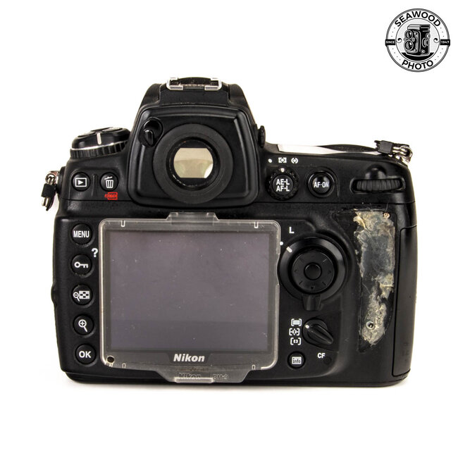 Nikon D700 12MP Body Only FOR PARTS