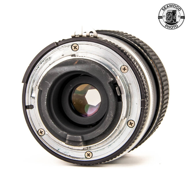 Nikon Zoom-Nikkor AIS 28-50mm f/3.5 GOOD+