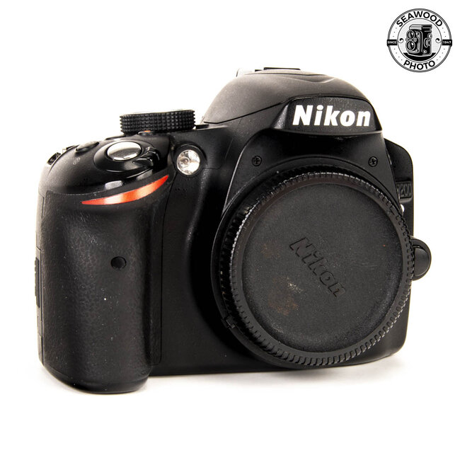 Nikon D3200 24.2 MP Body Only GOOD