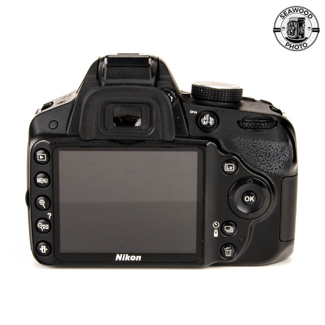 Nikon D3200 24.2 MP Body Only GOOD