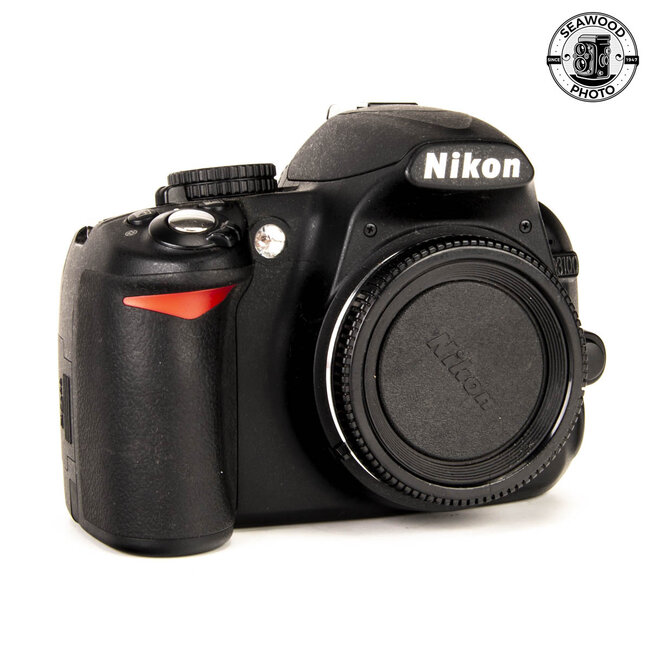 Nikon D3100 14.6MP Body Only Low Shutter Count GOOD