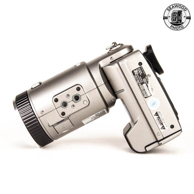 Sony DSC-F707 Handy Cam 5MP GOOD