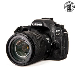 Canon Canon 80D 24.2MP w/ EF-S 18-135mm EXCELLENT
