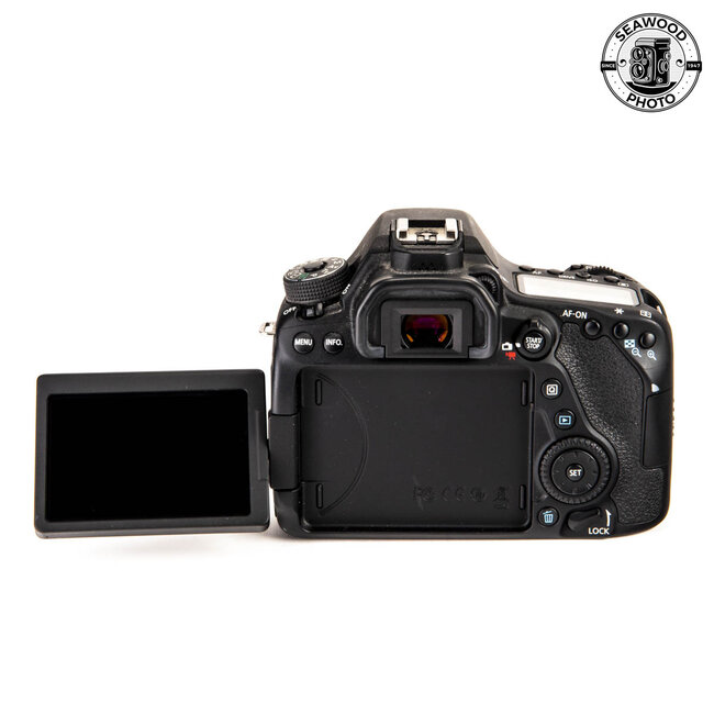 Canon 80D 24.2MP w/ EF-S 18-135mm EXCELLENT