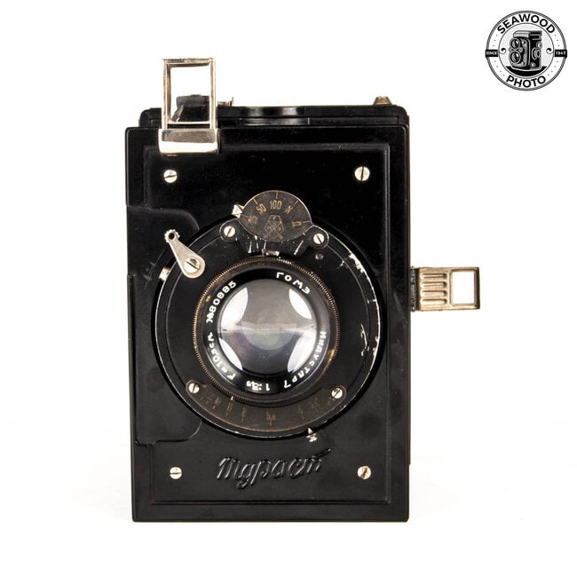 Gomz Turist 6.5X9CM Strut Folding Camera w/105mm f/3.5 Industar AS-IS