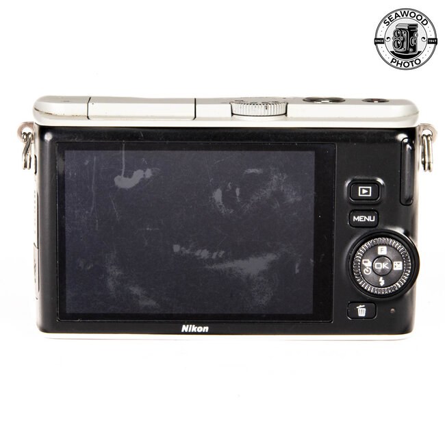 Nikon 1 J3 14.2MP Body Only GOOD-