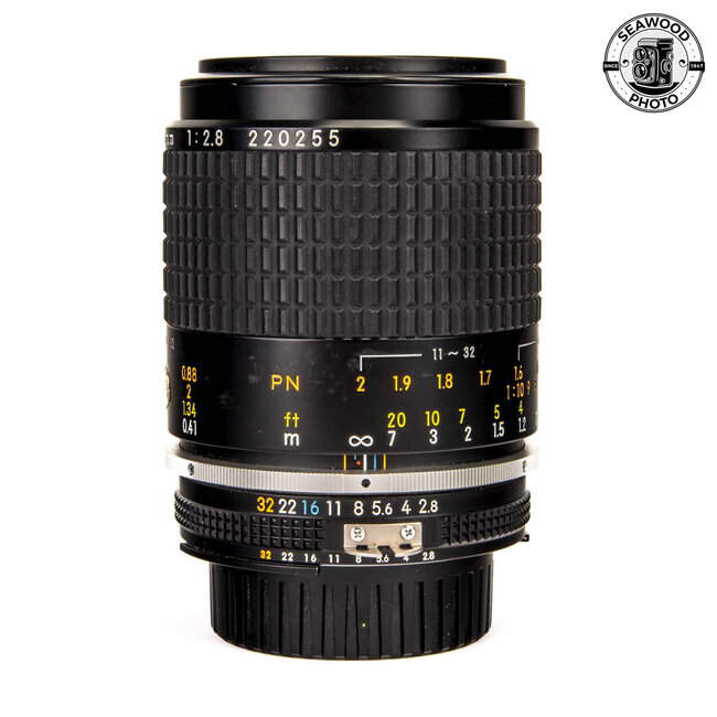 Nikon 105mm f/2.8 Micro-Nikkor AIS GOOD
