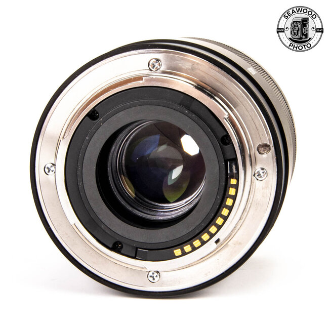 Sony Zeiss Sonnar ZA 24mm F/1.8 GOOD