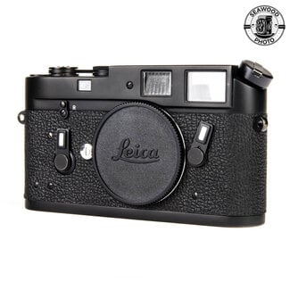 Leica Leica M4 Body Black Chrome.  GOOD+