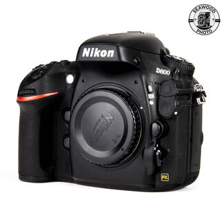 Nikon Nikon D800 36.3 MP Digital SLR Body Only Excellent