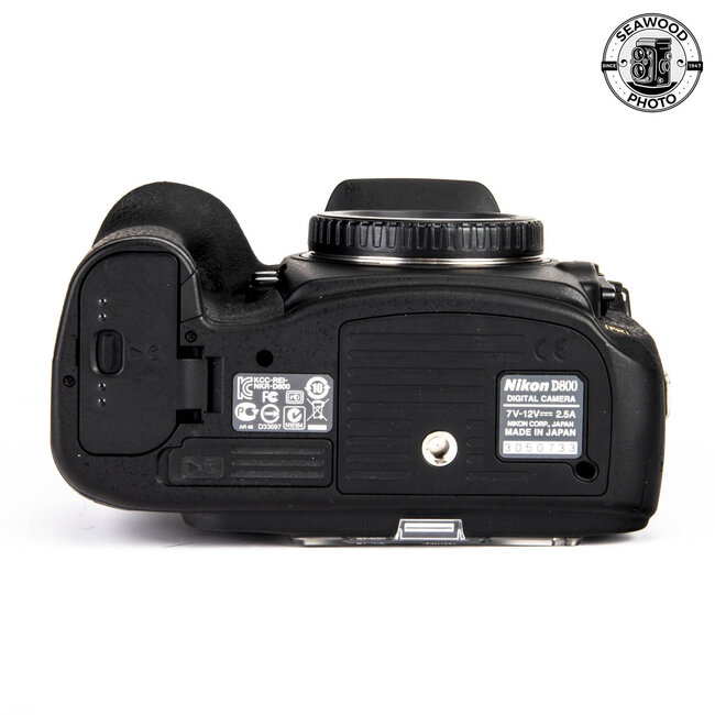 Nikon D800 36.3 MP Digital SLR Body Only Excellent