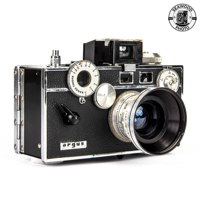 Argus C3 w/50mm f/3.5 Cintar, 35mm f/4.5 Sandmar, Finder   GOOD