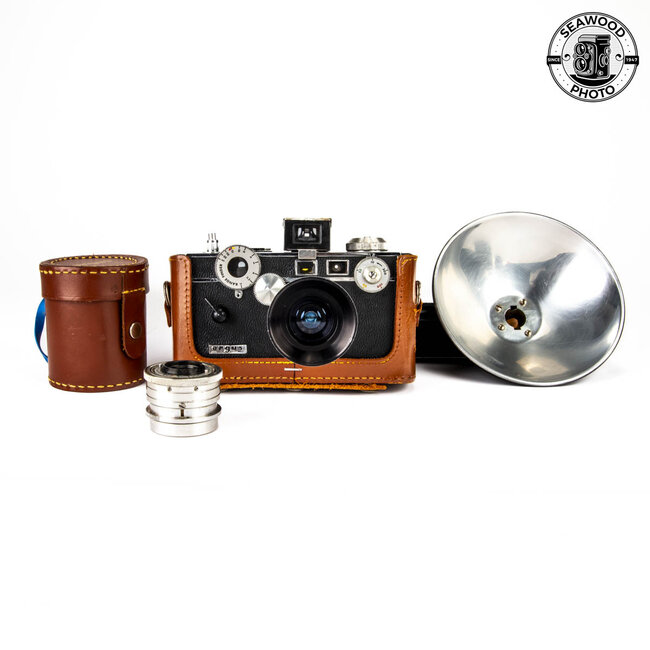 Argus C3 w/50mm f/3.5 Cintar, 35mm f/4.5 Sandmar, Finder   GOOD