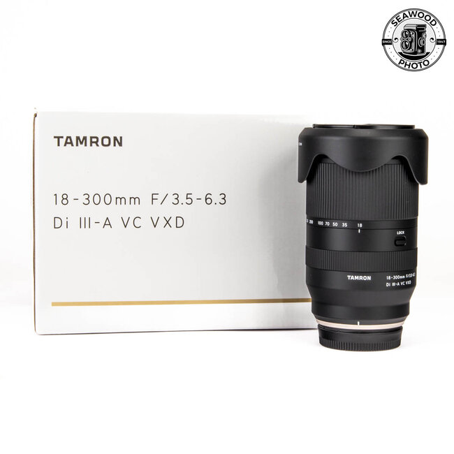 Tamron 18-300mm f/3.5-6.3 Di III-A VC VXD Fuji X LIKE NEW
