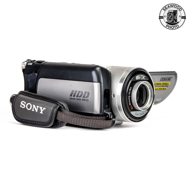 Sony Handycam DCR-SR100 3.0 MP - GOOD